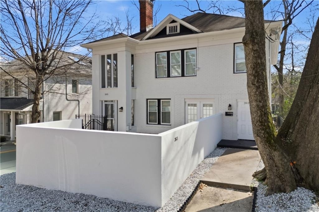 395 8th Street Ne - Photo 27