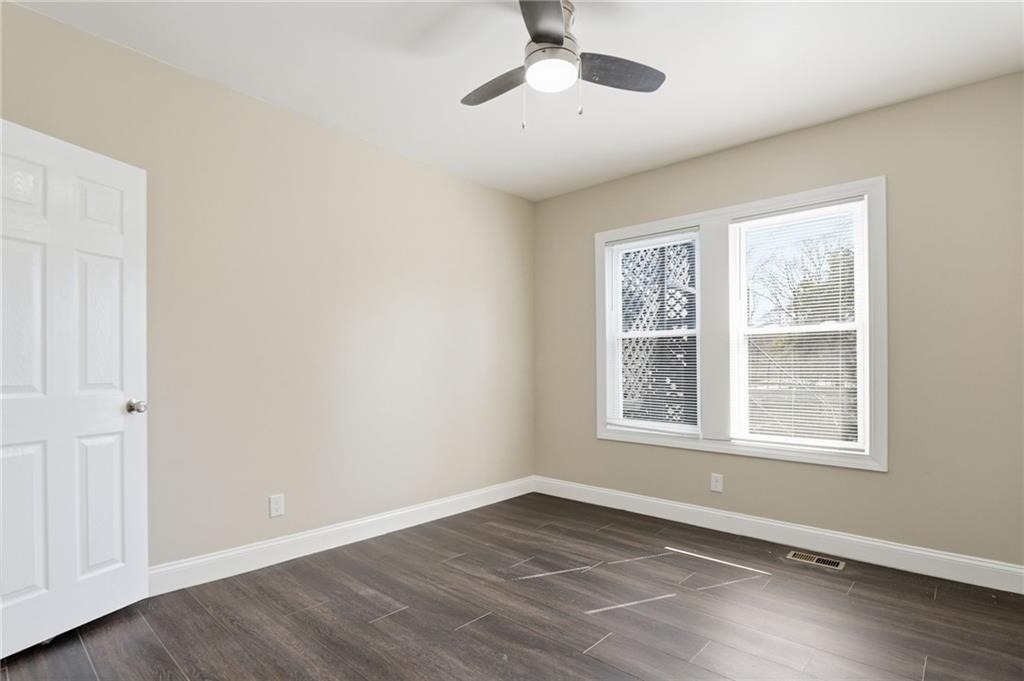 395 8th Street Ne - Photo 19