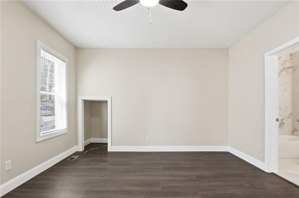 395 8th Street Ne - Photo 13