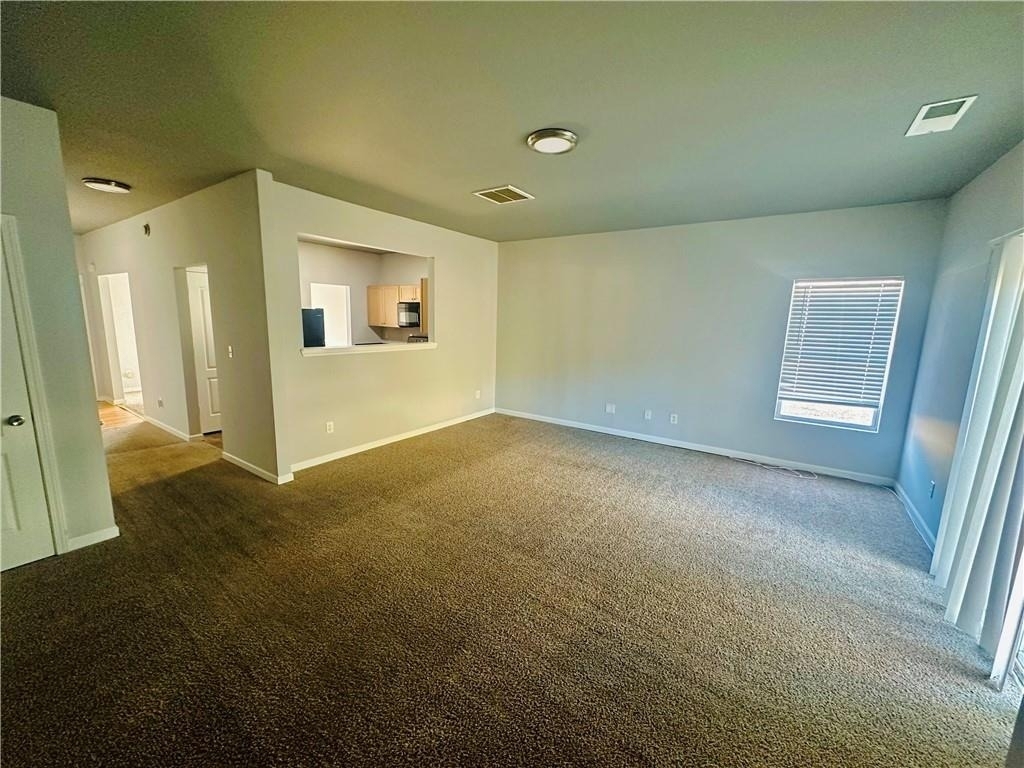 6078 Oak Bend Court - Photo 8