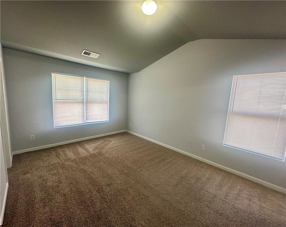 6078 Oak Bend Court - Photo 10
