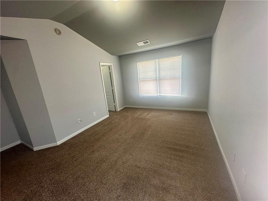 6078 Oak Bend Court - Photo 11