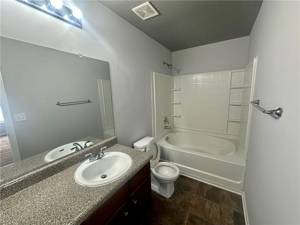 6078 Oak Bend Court - Photo 13