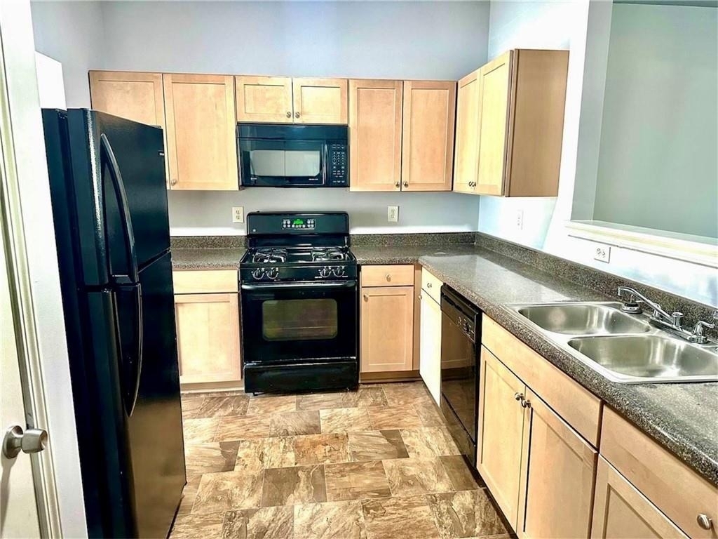6078 Oak Bend Court - Photo 3
