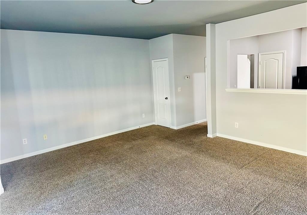 6078 Oak Bend Court - Photo 7
