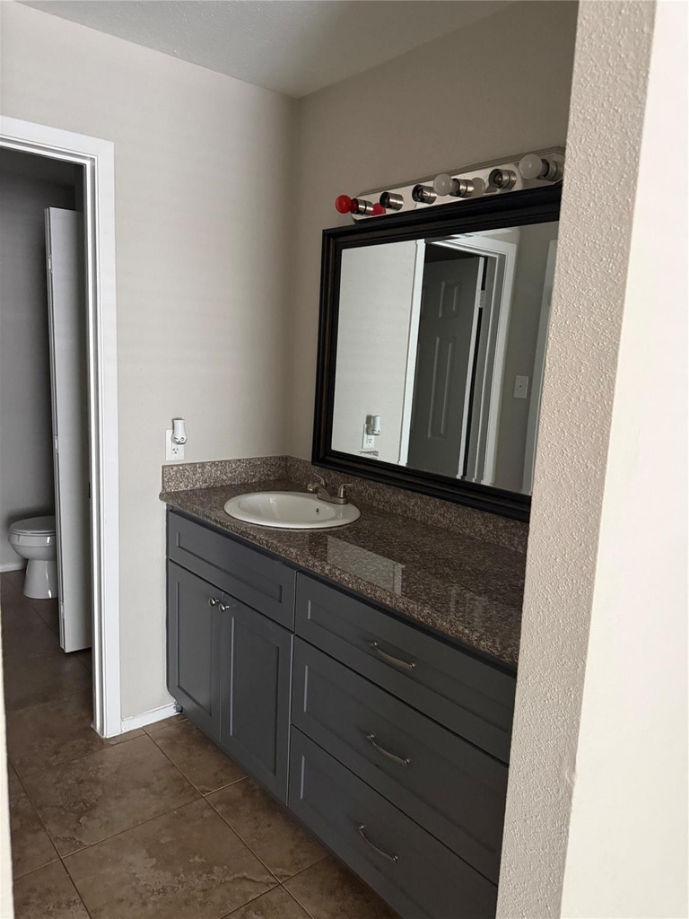 4444 Victory Drive - Photo 9
