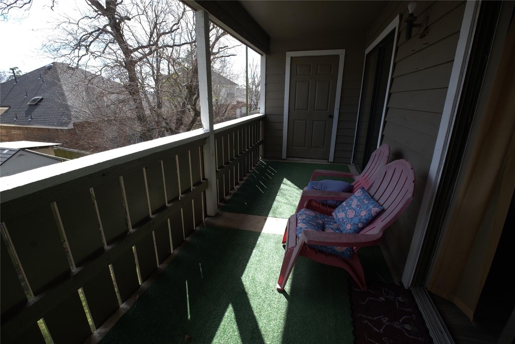 4444 Victory Drive - Photo 7