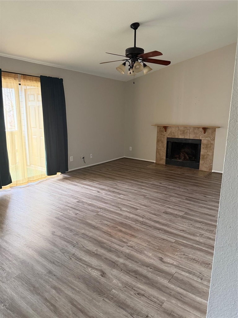 4444 Victory Drive - Photo 4