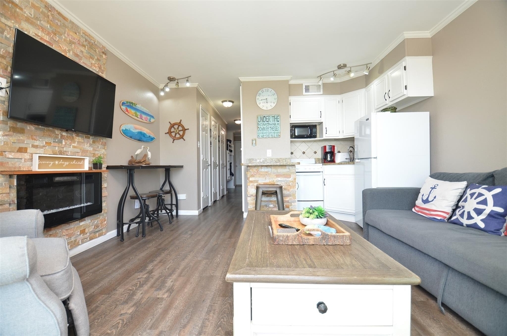 6102 Seawall Boulevard - Photo 36