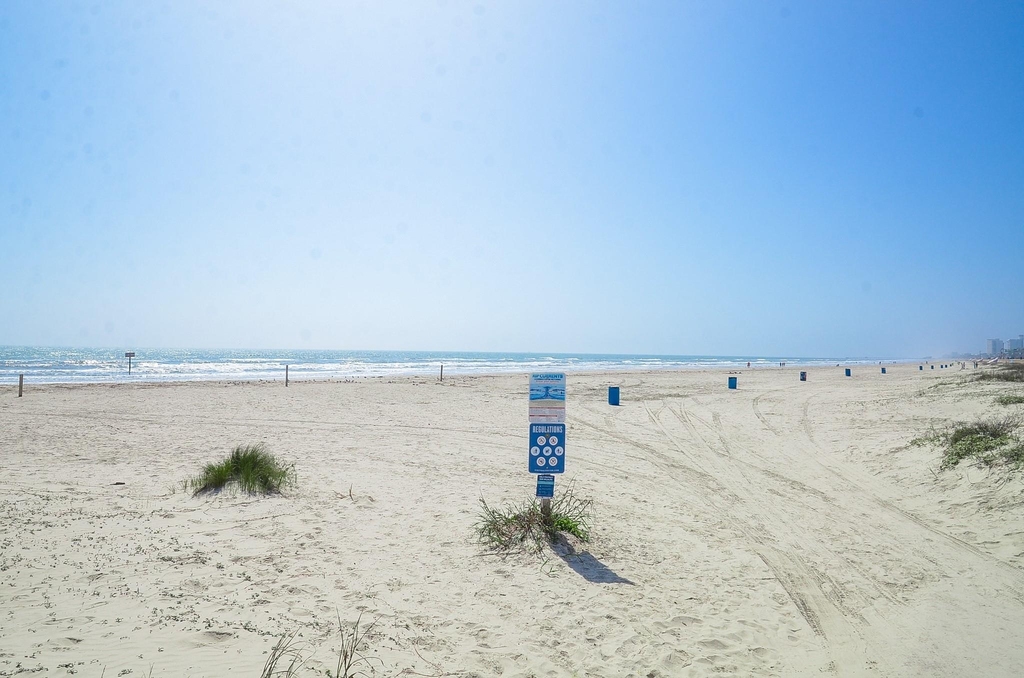 6102 Seawall Boulevard - Photo 10