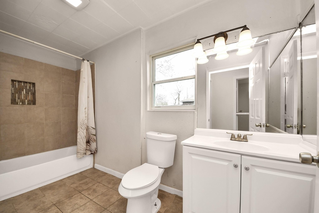10506 Sierra Drive - Photo 23