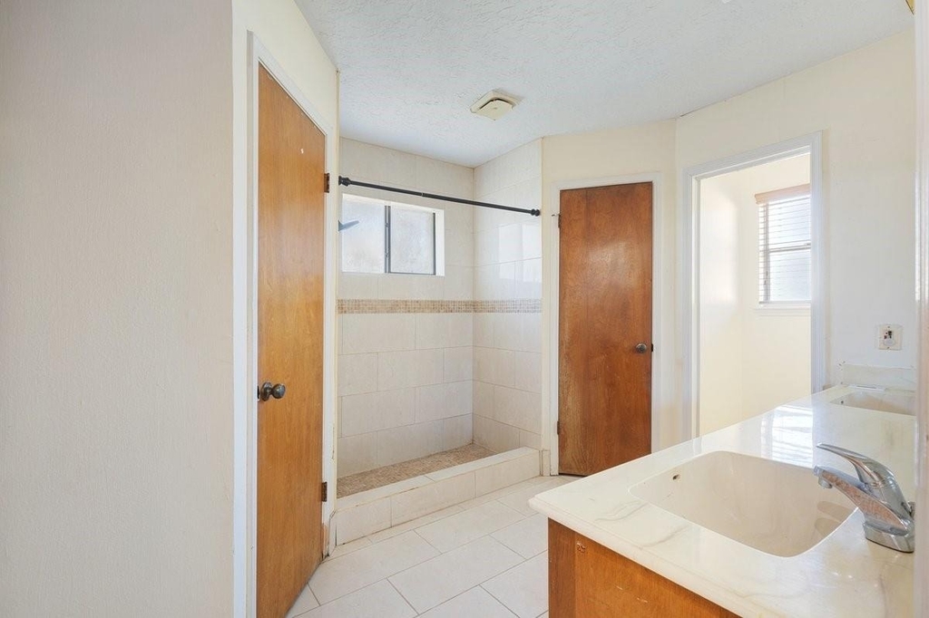 1006 Bolton Drive - Photo 13