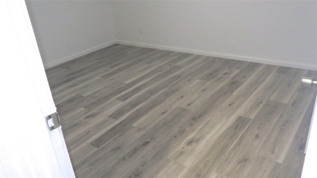 8410 Brandon Street - Photo 6