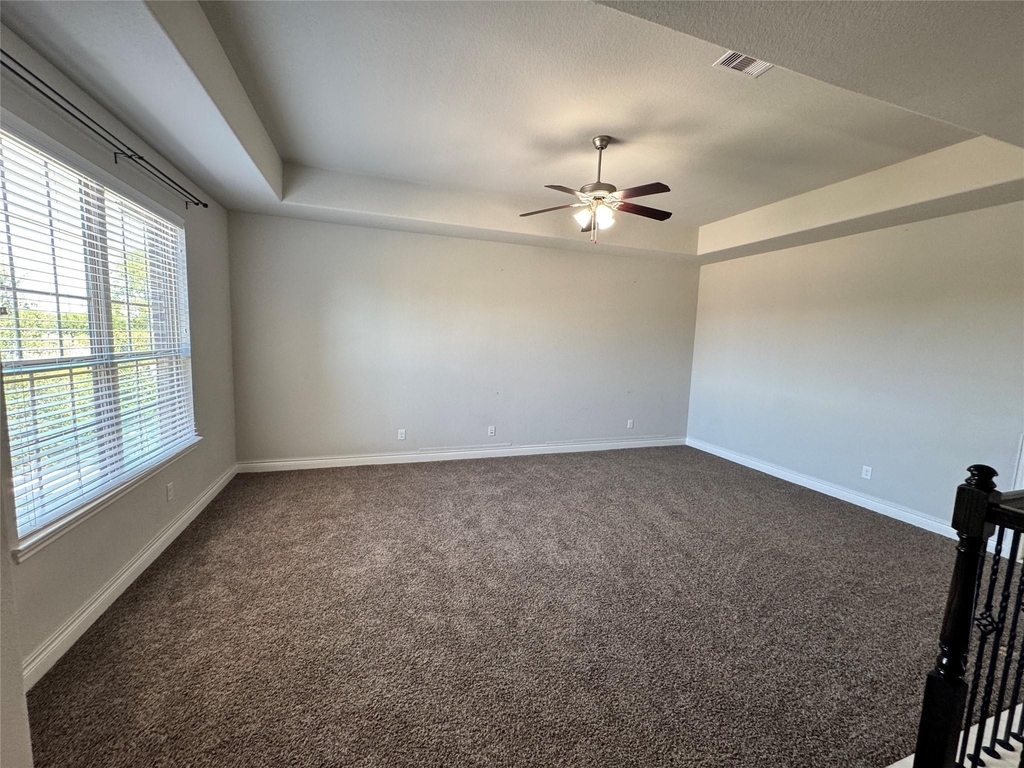 5231 Pickford Grove - Photo 20