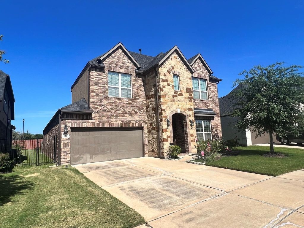5231 Pickford Grove - Photo 2