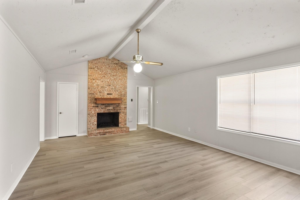 2035 Lexington Woods Drive - Photo 2
