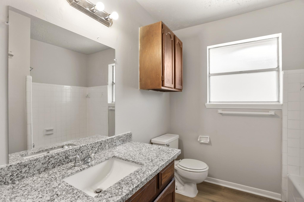 2035 Lexington Woods Drive - Photo 4