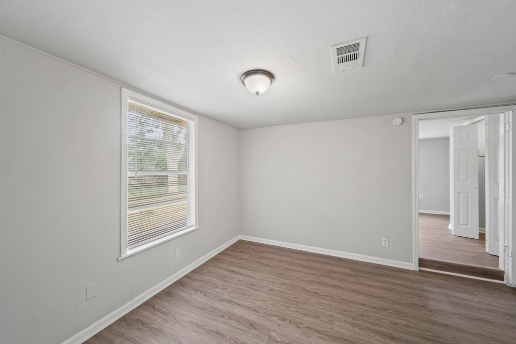 1706 California Street - Photo 4