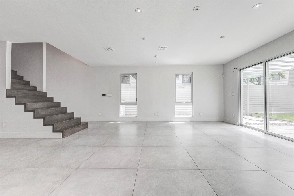 1222 Marconi Street - Photo 36