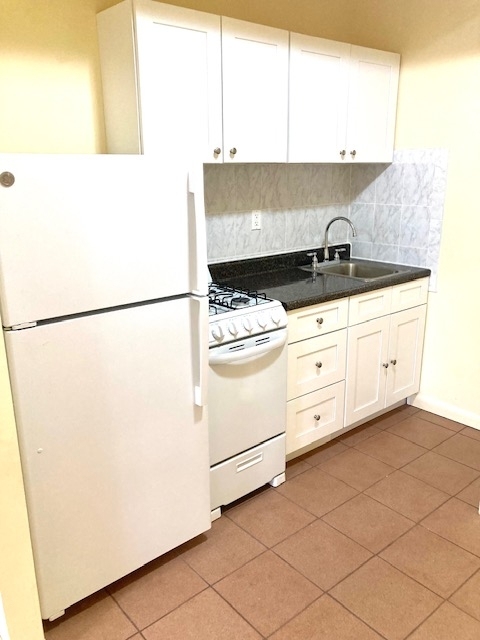 215 East 110th Street - Photo 4