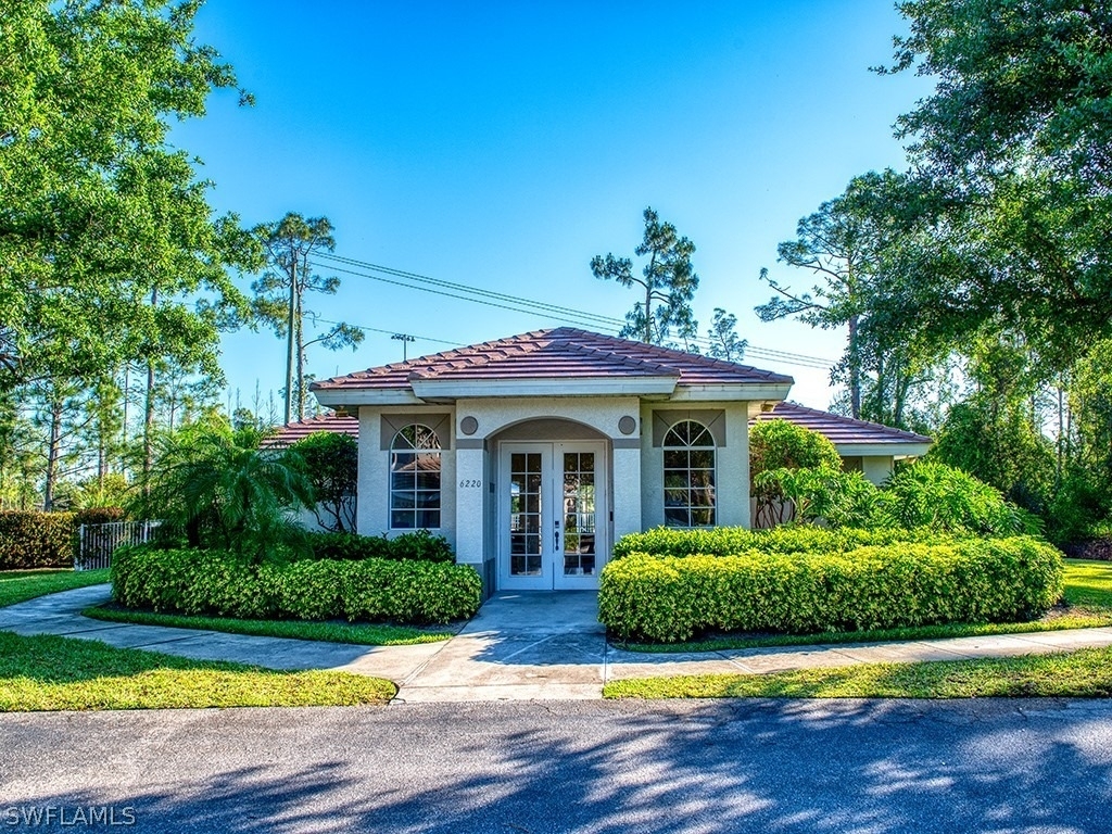 6215 Wilshire Pines Circle - Photo 0