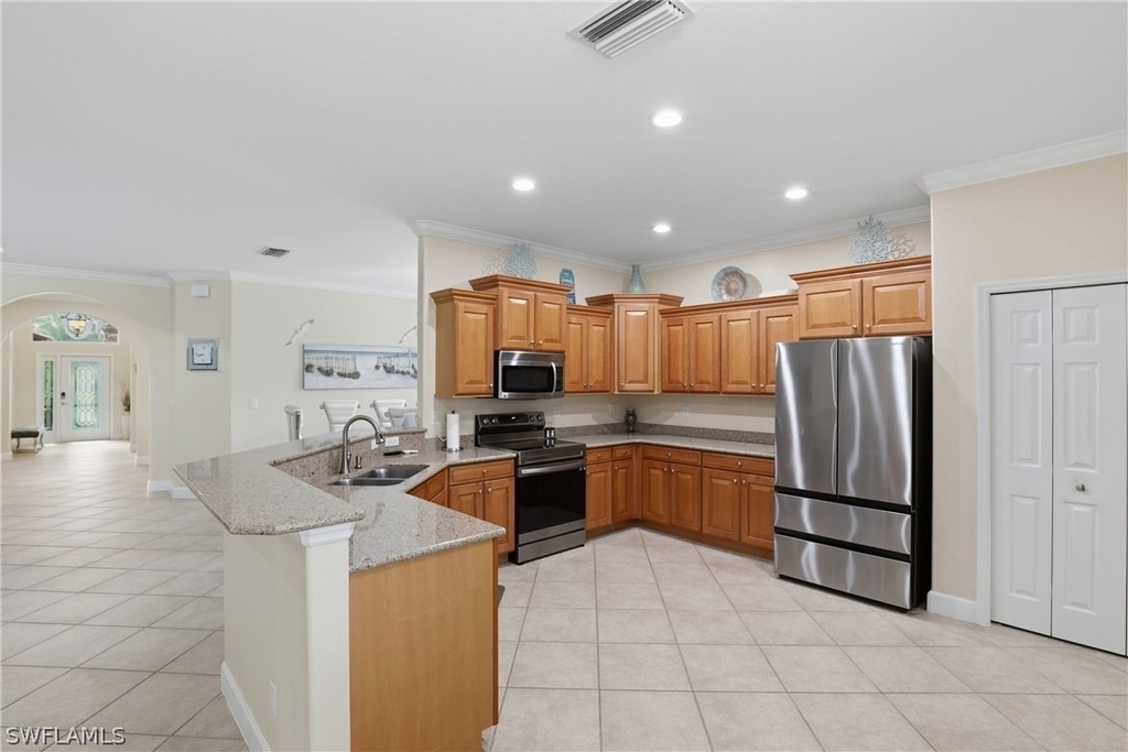 13818 Farnese Drive - Photo 6