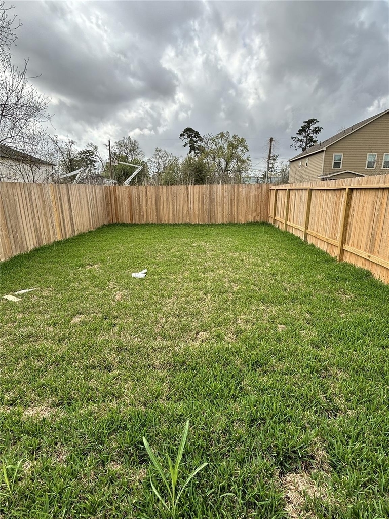 8218 Locksley Road - Photo 9