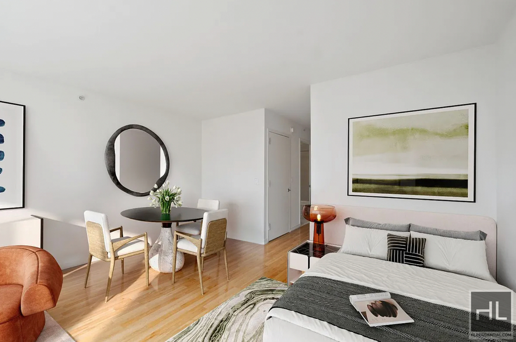 West 55th Street - Photo 1