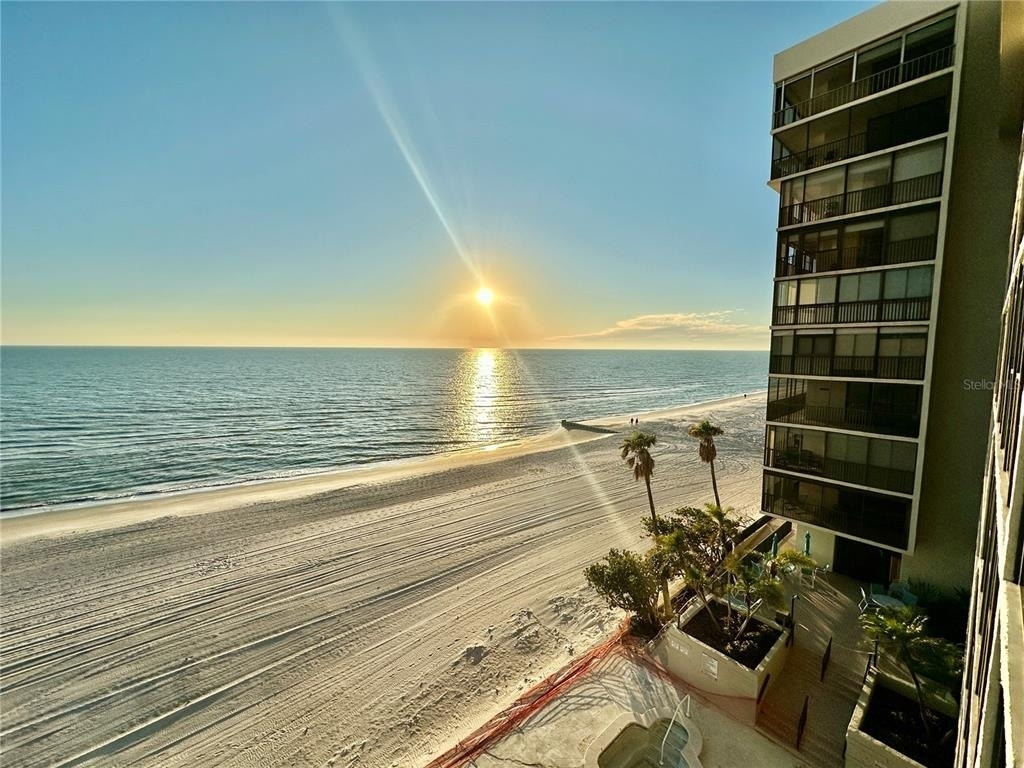 15462 Gulf Boulevard - Photo 24
