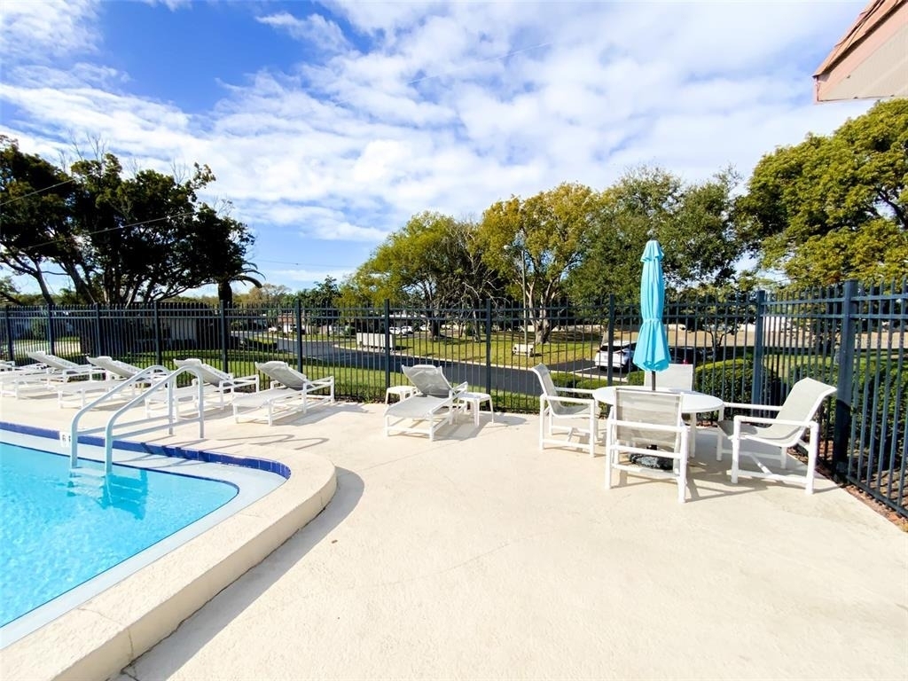 6036 Chesham Drive - Photo 22