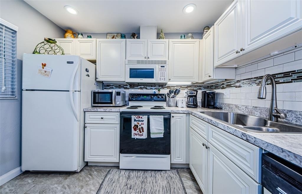 2700 Bayshore Boulevard - Photo 10