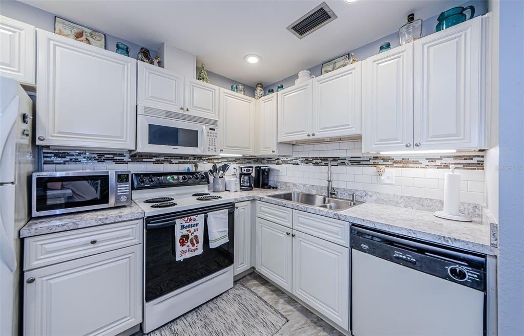 2700 Bayshore Boulevard - Photo 11