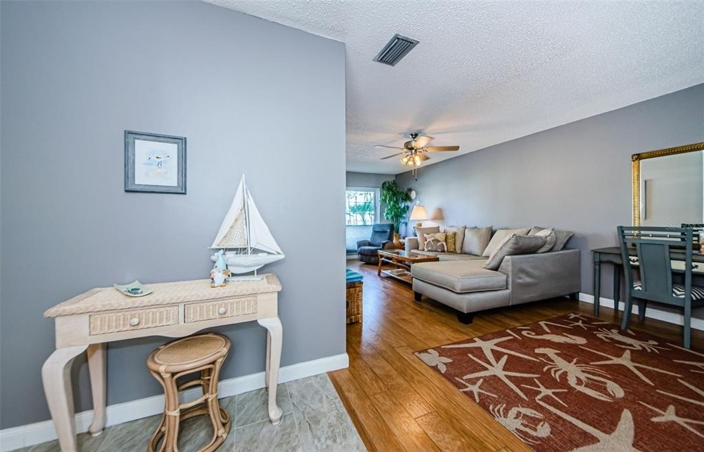 2700 Bayshore Boulevard - Photo 2
