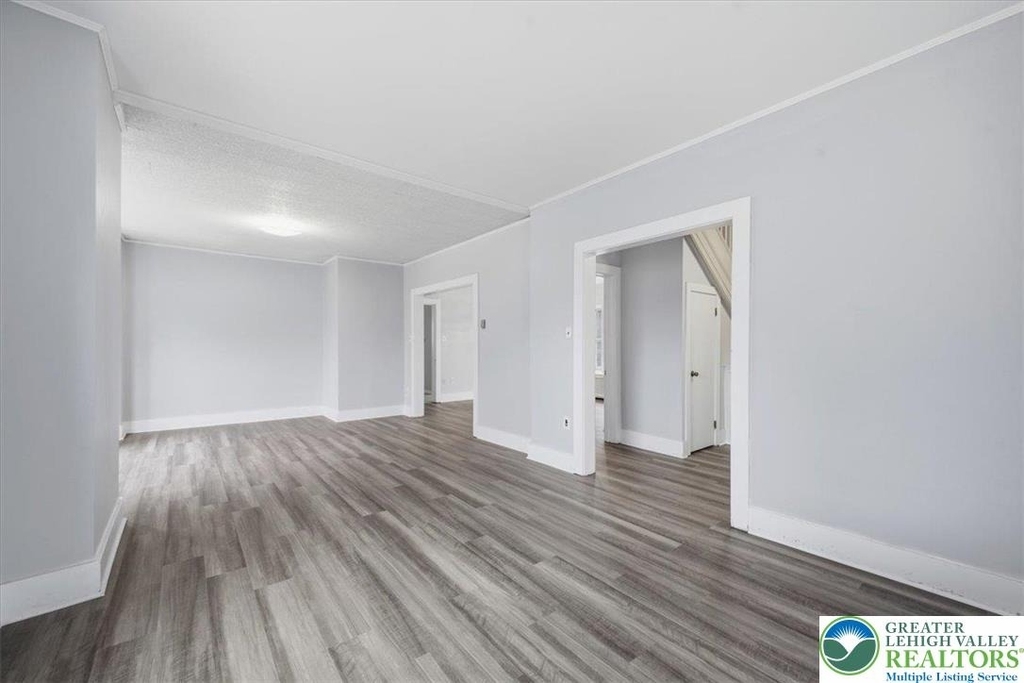 1229 Main Street - Photo 6