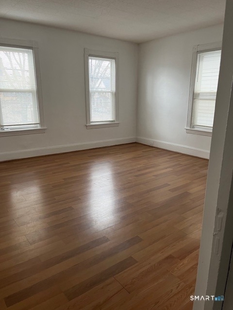 1391 Park Avenue - Photo 3