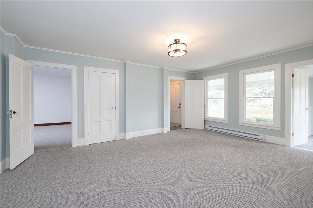 1253 Fairport Road - Photo 35