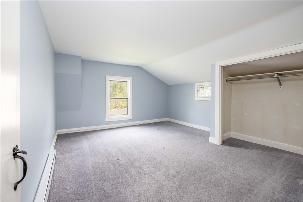 1253 Fairport Road - Photo 34