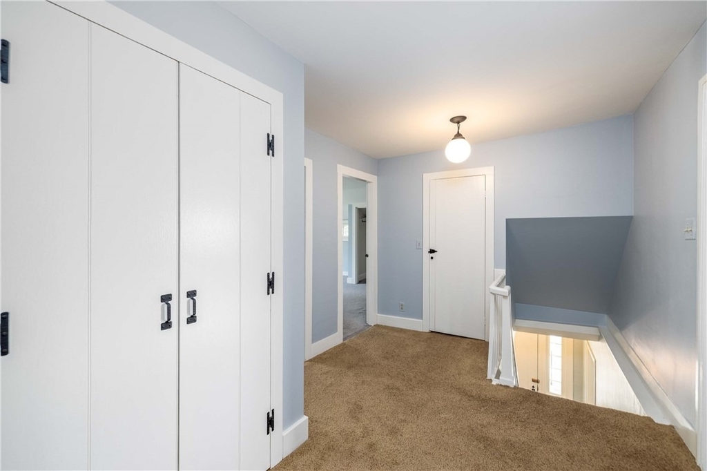 1253 Fairport Road - Photo 14
