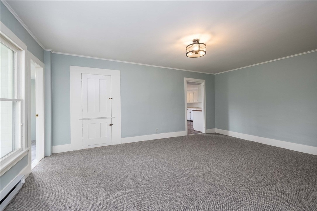 1253 Fairport Road - Photo 32