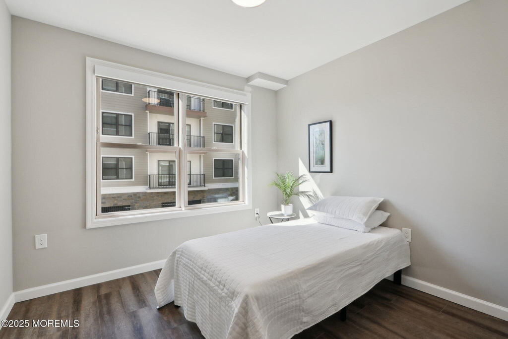 272 Willow Avenue - Photo 7