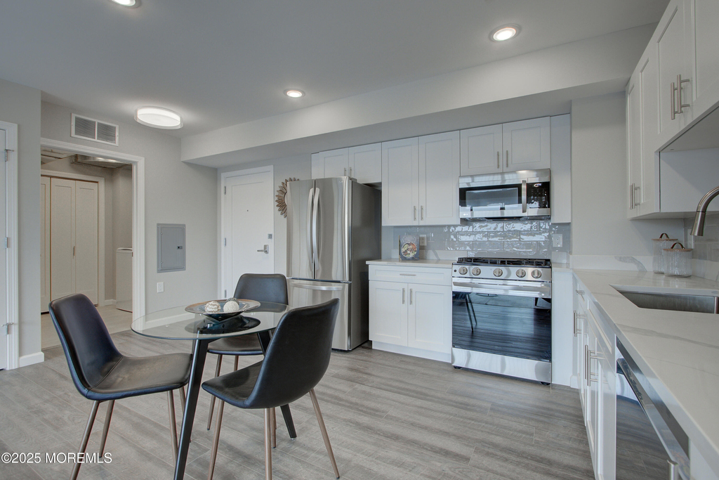 272 Willow Avenue - Photo 67