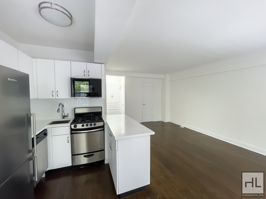 Beekman Place - Photo 3