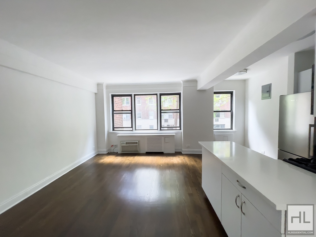 Beekman Place - Photo 0