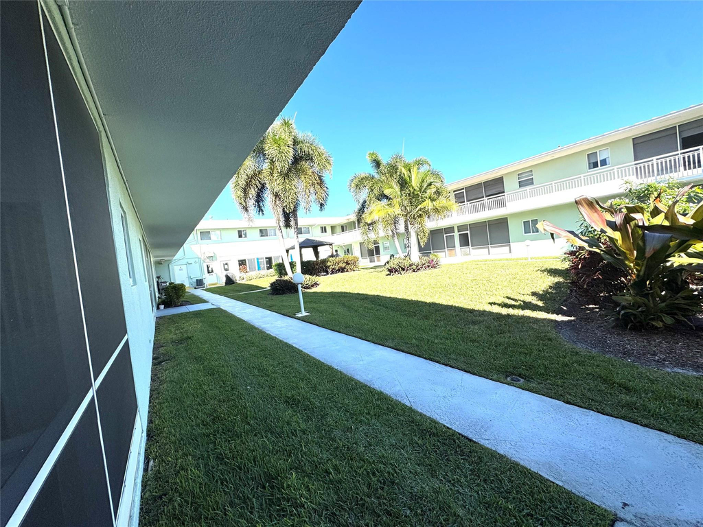 2100 Ne 38th Street - Photo 29