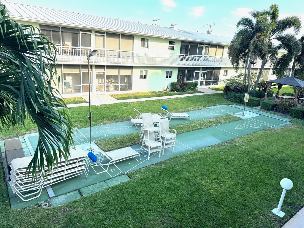 2100 Ne 38th Street - Photo 9