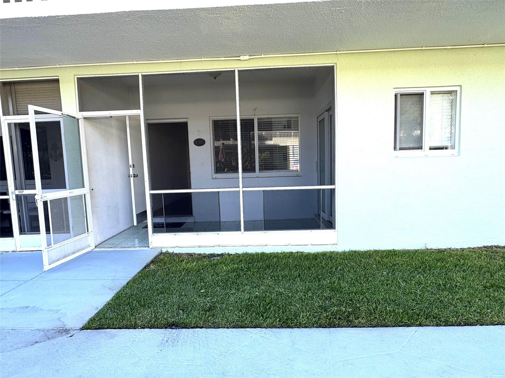 2100 Ne 38th Street - Photo 36