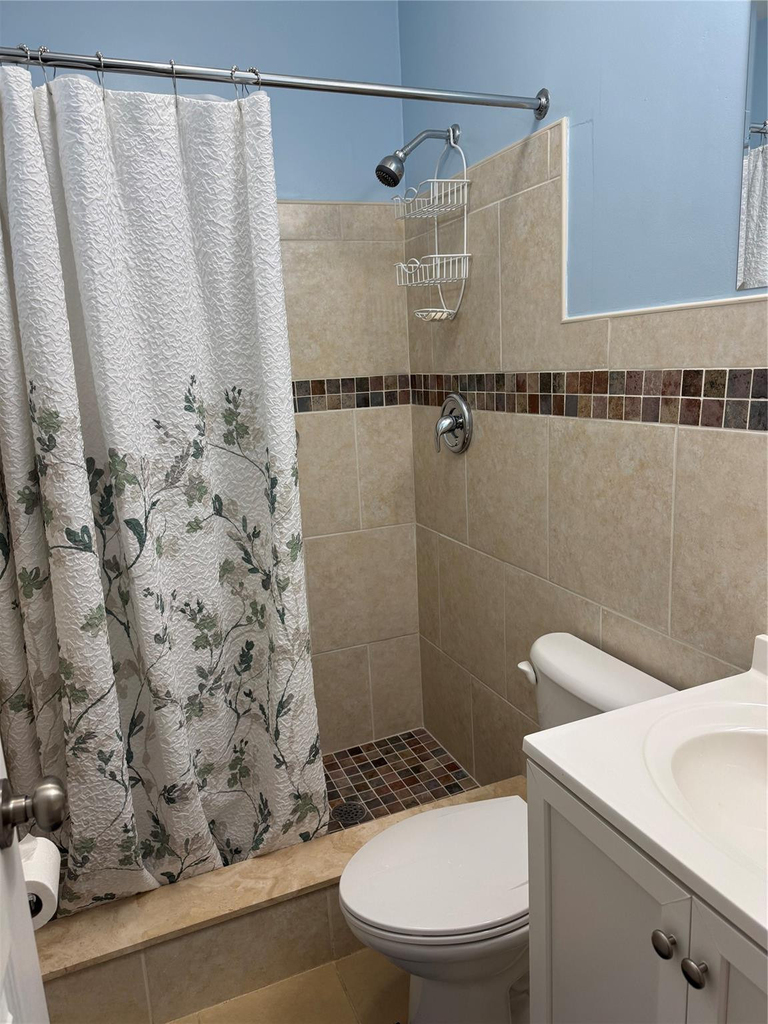 2100 Ne 38th Street - Photo 22