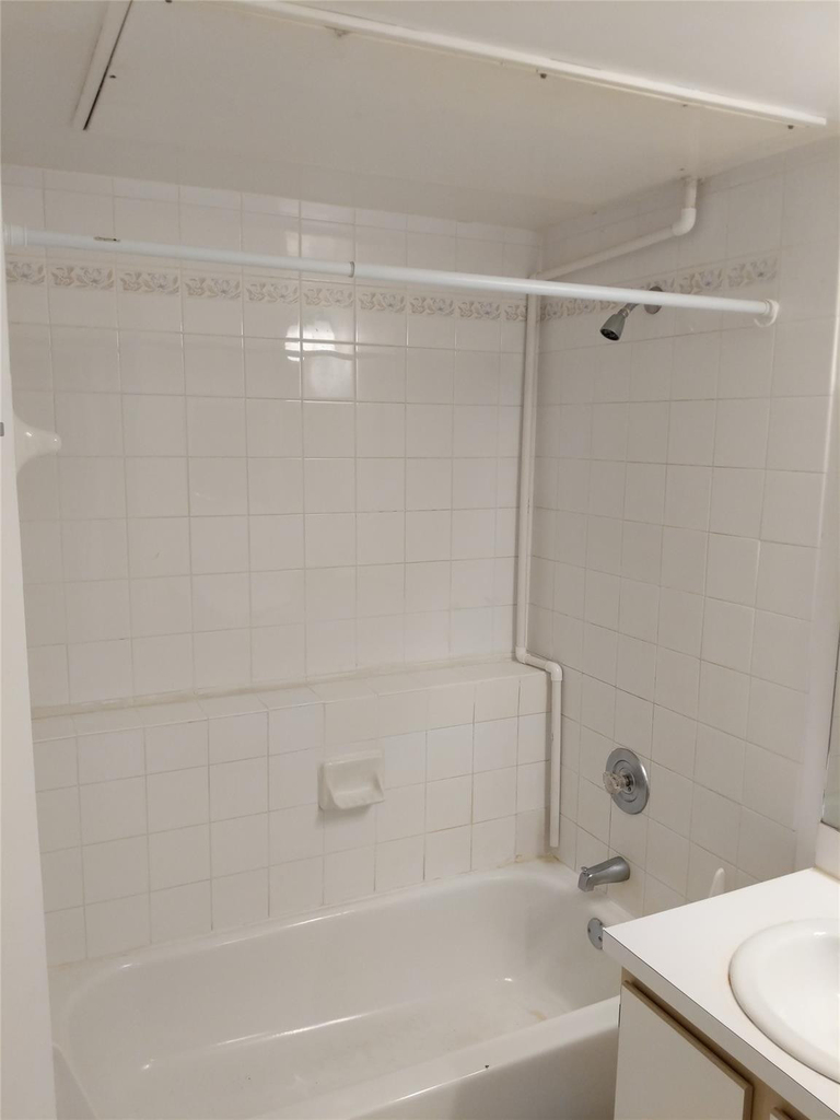 761 Sw 148th Avenue - Photo 3