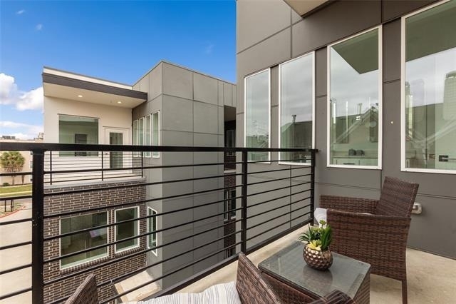 3915 N Hall Street - Photo 14