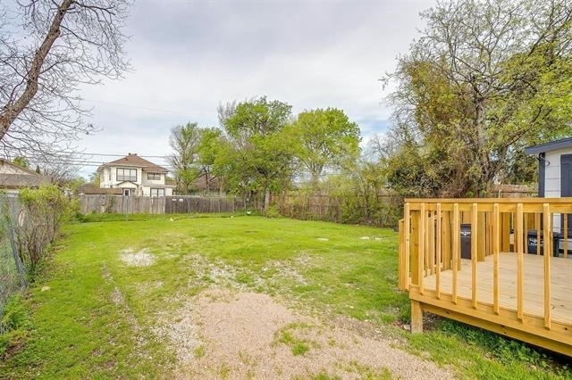 2932 Travis Avenue - Photo 28